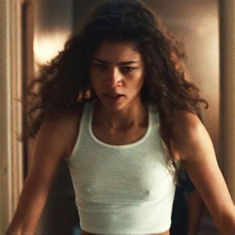 zendaya sextape|Zendaya getting Fucked by her College Roommate (CELEBRITY。